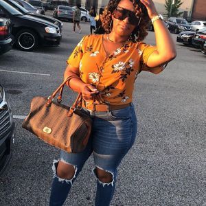 Meet your Posher, Bianca